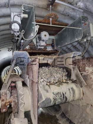 BLEICHERT ROHR 積込みコンベアとトンネル排出コンベア コンベアベルトとコンベアベルトシステム