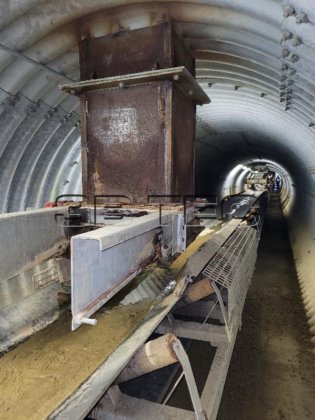 BLEICHERT ROHR 積込みコンベアとトンネル排出コンベア コンベアベルトとコンベアベルトシステム