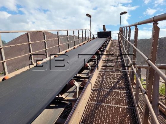 5条650-1200毫米传送带和传送带系统