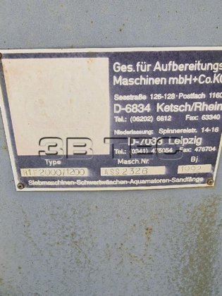 GFA/メッツォミネラル社製2000x1200スクリーニングプラント