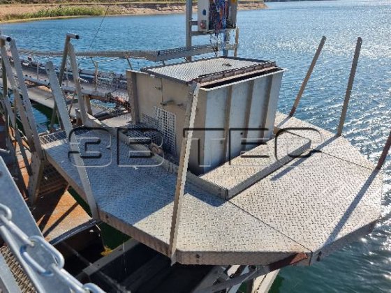 ROHR フローティングベルトコンベアとコンベアベルトシステム