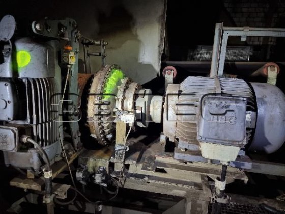 驱动站 2x110 千瓦、2x55 千瓦、2x30 千瓦