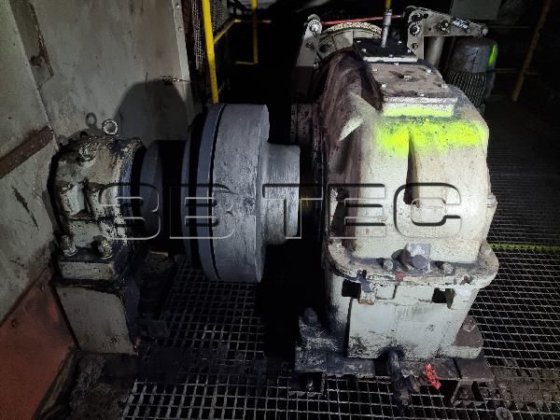 驱动站 2x110 千瓦、2x55 千瓦、2x30 千瓦