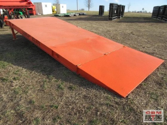 Diggit 10 Ton Loading Ramp, Adjustable Legs, Flip Up Ramp With Fork ...