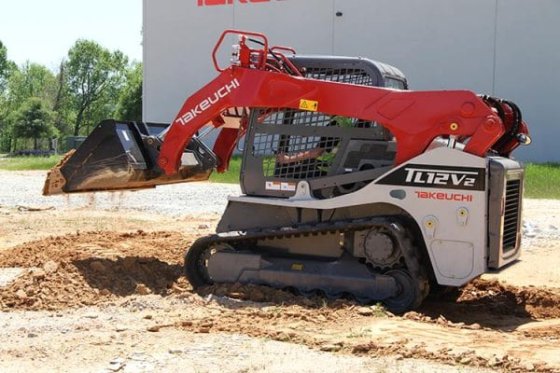 Takeuchi TL12V2