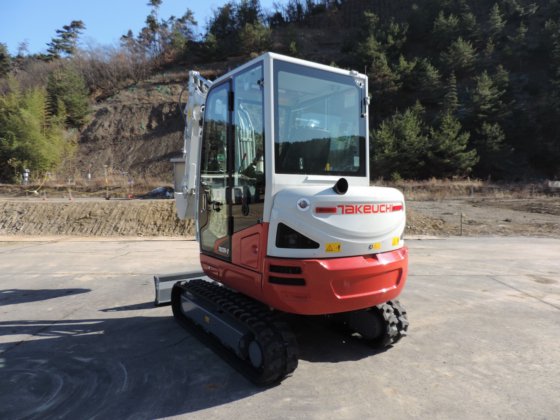 Takeuchi TB235-2
