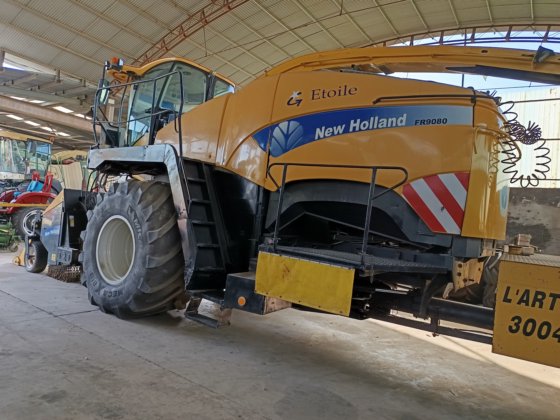 二手纽荷兰9080青储机，9080柠条收割机，纽荷兰割树割台