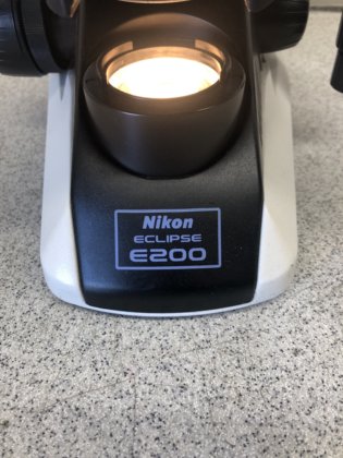Nikon Eclipse E200
