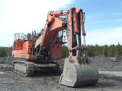 2004 Hitachi EX1900-5 in Canada