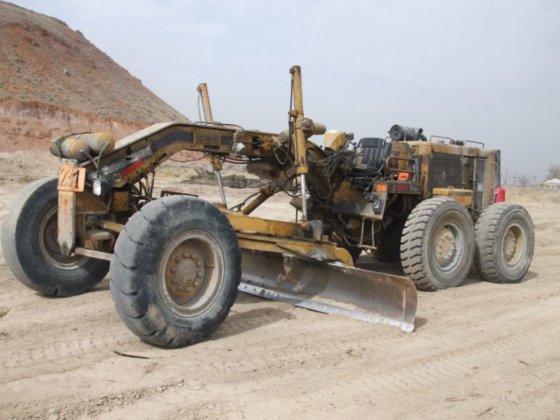 1981 Caterpillar 120G in Canada
