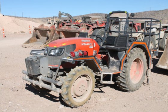 2011 Kubota M5640 Tractor in