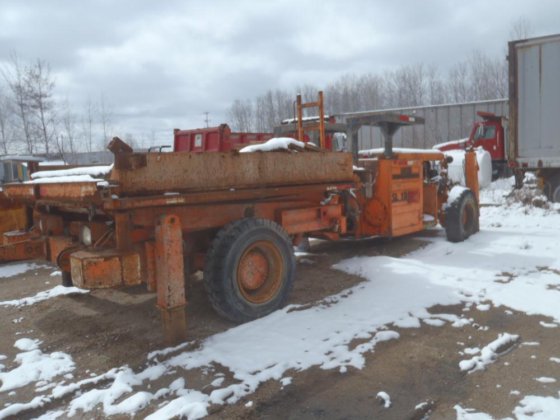 JS Schmitz M-40 in Canada