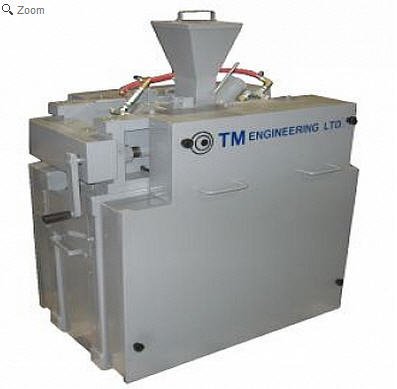 TM Engineering Rolls Crusher in