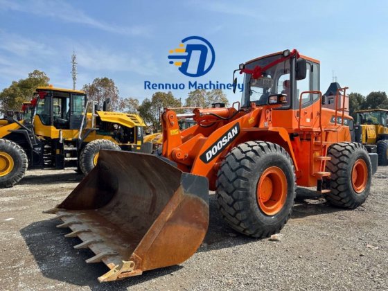 2023 Doosan DL505