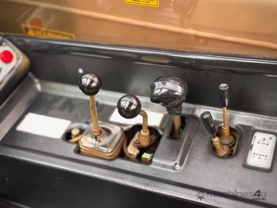 Merlo P35.9 伸缩臂搬运车 伸缩臂搬运车