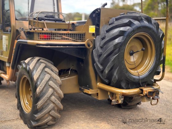 メルロ P35.9 テレスコピック・ハンドラー テレスコピック・ハンドラー