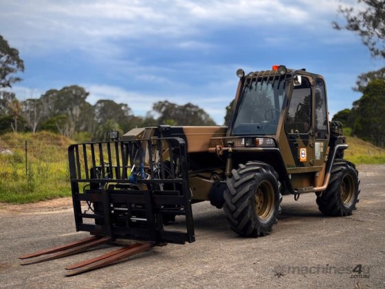 Merlo P35.9 伸缩臂搬运车 伸缩臂搬运车