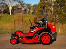 クボタZD1221ゼロターン芝生機器