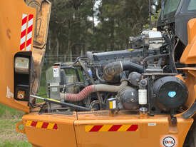 CASE 340 多関節オフハイウェイトラック