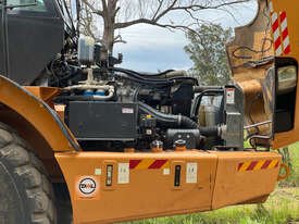 CASE 340 多関節オフハイウェイトラック