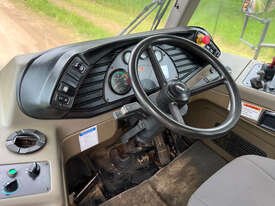 CASE 340 多関節オフハイウェイトラック