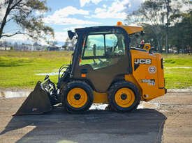JCB 155 滑移装载机