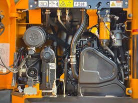 JCB 155 滑移装载机