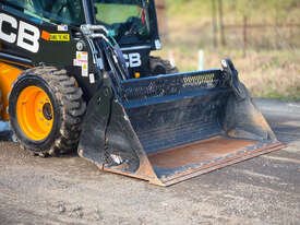 JCB 155 滑移装载机