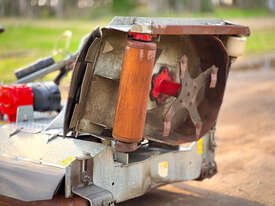 トライマックス ステルス スラッシャー 干し草/飼料装備