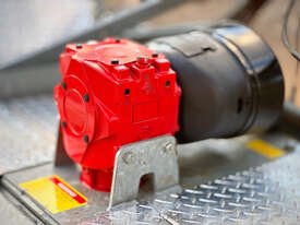 Trimax Stealth Slasher 干草/草料收割机