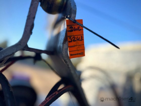 トライマックス ステルス スラッシャー 干し草/飼料装備