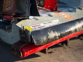 Trimax Stealth Slasher 干草/草料收割机