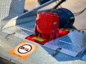 Trimax Stealth Slasher 干草/草料收割机