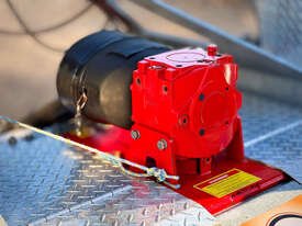 トライマックス ステルス スラッシャー 干し草/飼料装備