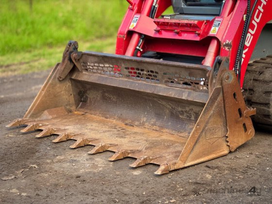 2020 Takeuchi TL12V2
