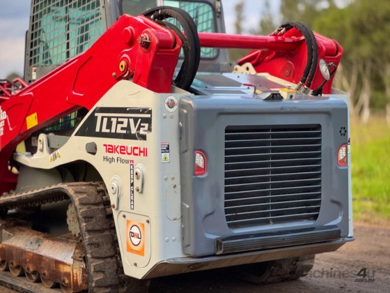 2020 Takeuchi TL12V2