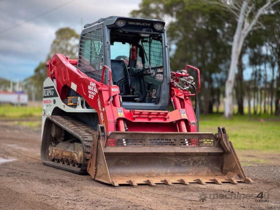 2020 Takeuchi TL12V2