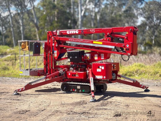 CMC S15动臂升降通道及高空安全