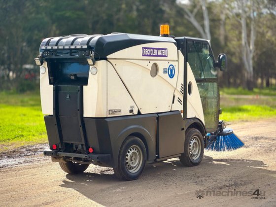 マクドナルド・ジョンストン CN101 スイーパー 掃除/清掃