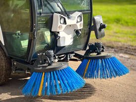 マクドナルド・ジョンストン CN101 スイーパー 掃除/清掃