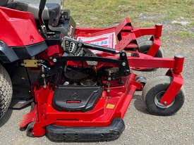 トロZマスター・ゼロターン芝刈り機