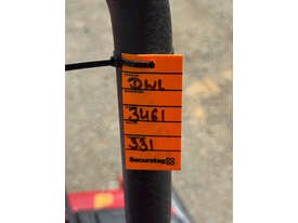 托罗 ZMaster 零转角草坪设备