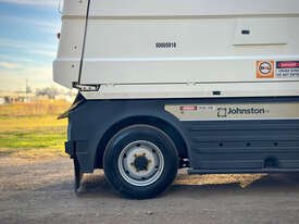 麦克唐纳-约翰斯顿 C401 清扫车 清扫/清洁