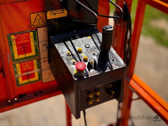2006 Jlg M4069