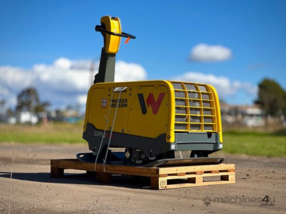 Wacker Neuson DPU110 振动压路机/压实机