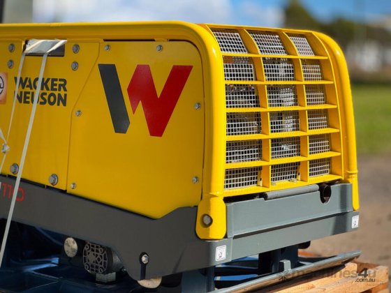 Wacker Neuson DPU110 振动压路机/压实机