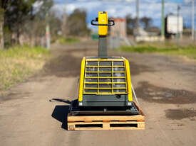 Wacker Neuson DPU110 振动压路机/压实机