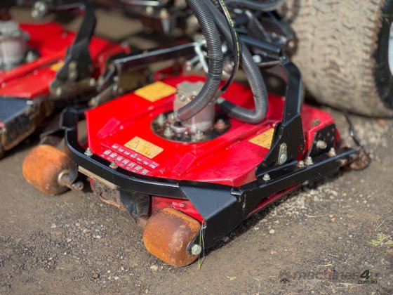 Toro 4300D ワイドエリア芝刈り機 芝刈り機