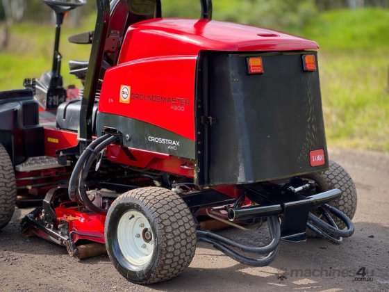 Toro 4300D ワイドエリア芝刈り機 芝刈り機