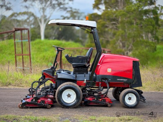 Toro 4300D ワイドエリア芝刈り機 芝刈り機